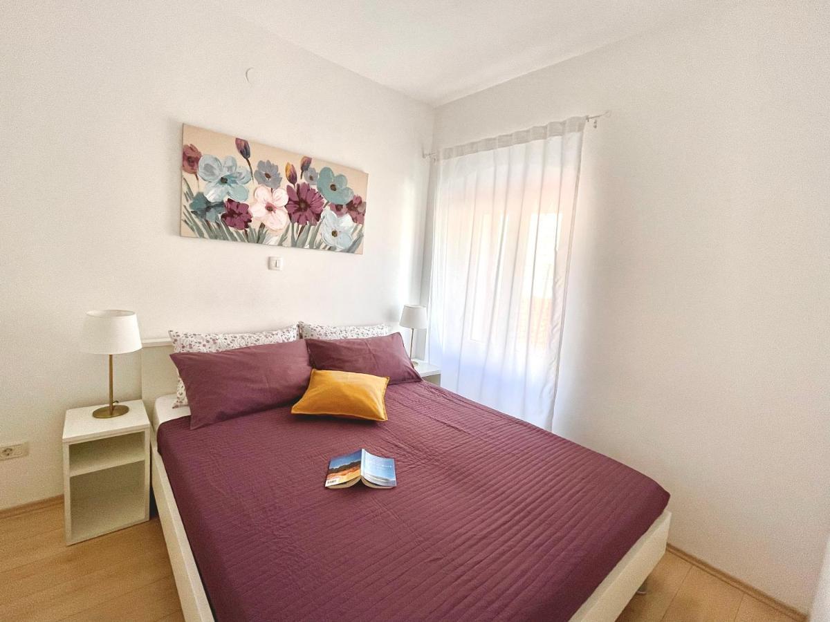 Apartments Antons Pula Extérieur photo