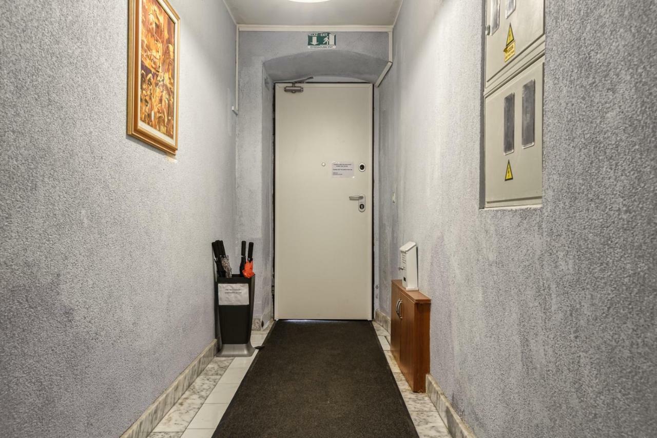 Apartments Antons Pula Extérieur photo
